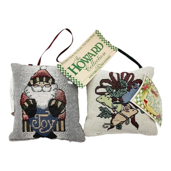 Set of 2 Vicky Howard Santa Mouse Christmas Pillow Door Hanging Wall Ornaments - Picture 1 of 8